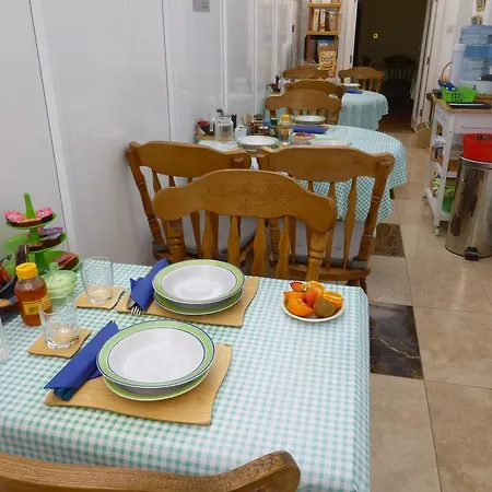 Doheny House Bed & Breakfast